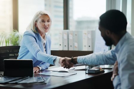 Troppi debiti? Come fare e a chi rivolgersi per uscire dalla crisi